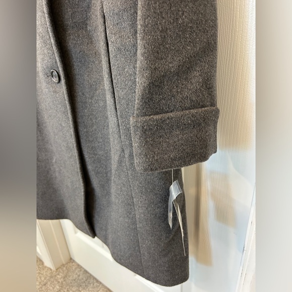 Lauren Ralph Lauren Women’s gray trench winter coat with Faux Fur Collar size 12 - Picture 5 of 12